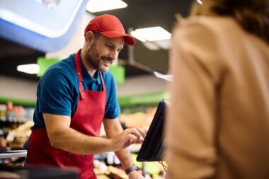 Grande distribution : plusieurs cadres alertent contre le danger de la course aux « prix bas »