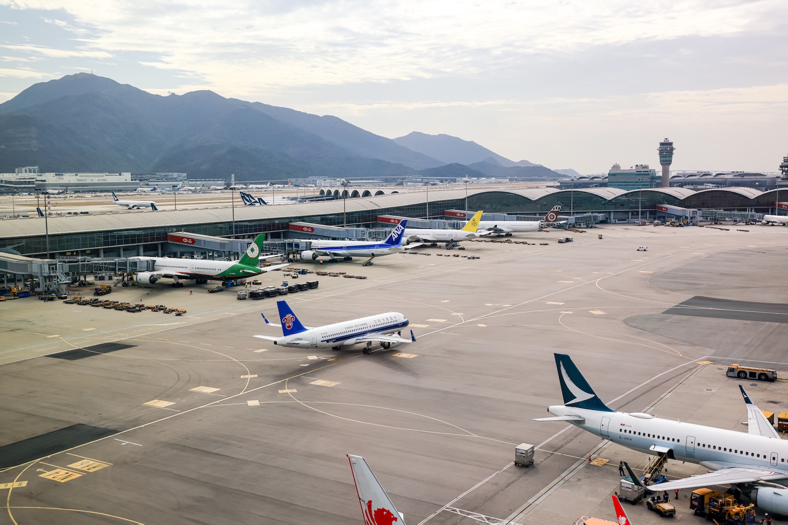 Singapour investit dans l'IA aérienne : 1 million de mouvements par an d'ici 2030