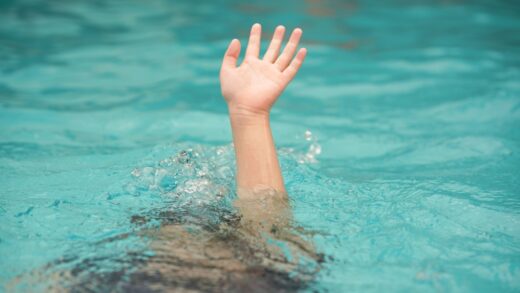 Noyades d'enfants : les couleurs de maillot de bain à privilégier cet été