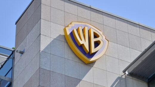 Rachat de Warner Bros : pourquoi le gouvernement britannique conteste projet ?