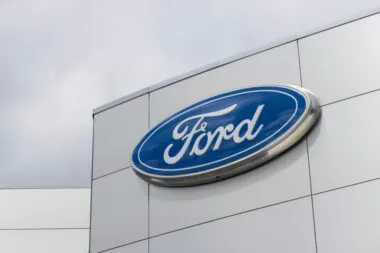 ford-s-allie-geely-valence-500-000-vehicules