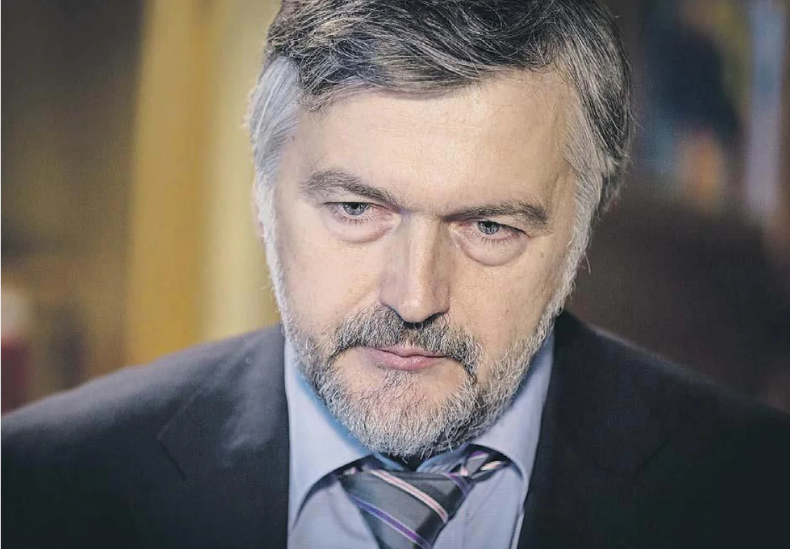 Russie : l'économiste Andreï Klepatch critique la guerre et se fait limoger
