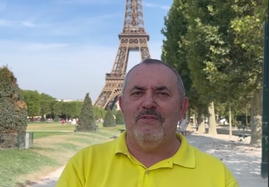Boris Nadejdine : qui est l'opposant russe arrivé en France ?