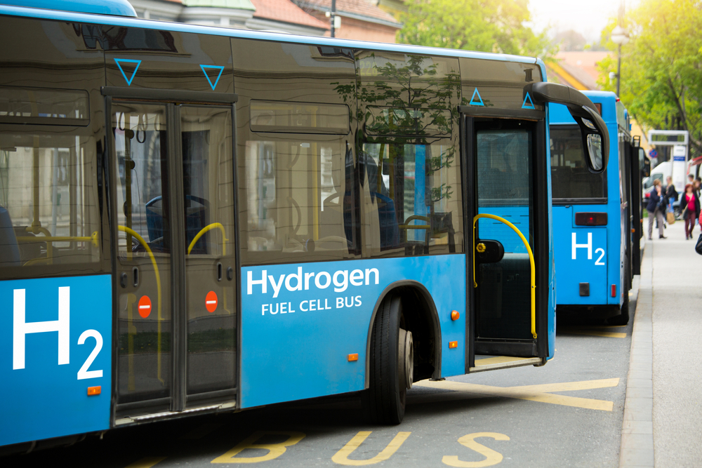Bus à hydrogène : le projet d'Emmanuel Macron fait un flop