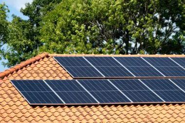 Énergie solaire : la production mondiale atteint des sommets