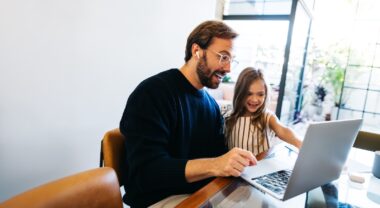 Comment l'IA transforme le budget rentrée des familles en 2026