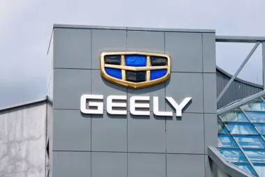 geely-automobile-geant-chinois-lance-e2