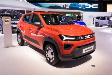 Dacia lance une nouvelle Sandero électrique pour 2028