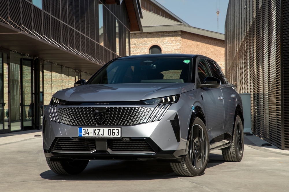 peugeot-revoit-hausse-equipements-serie-prix