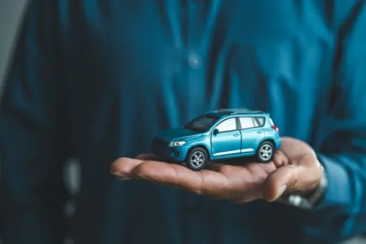 assurance-auto-encore-hausse-tarifs-2027